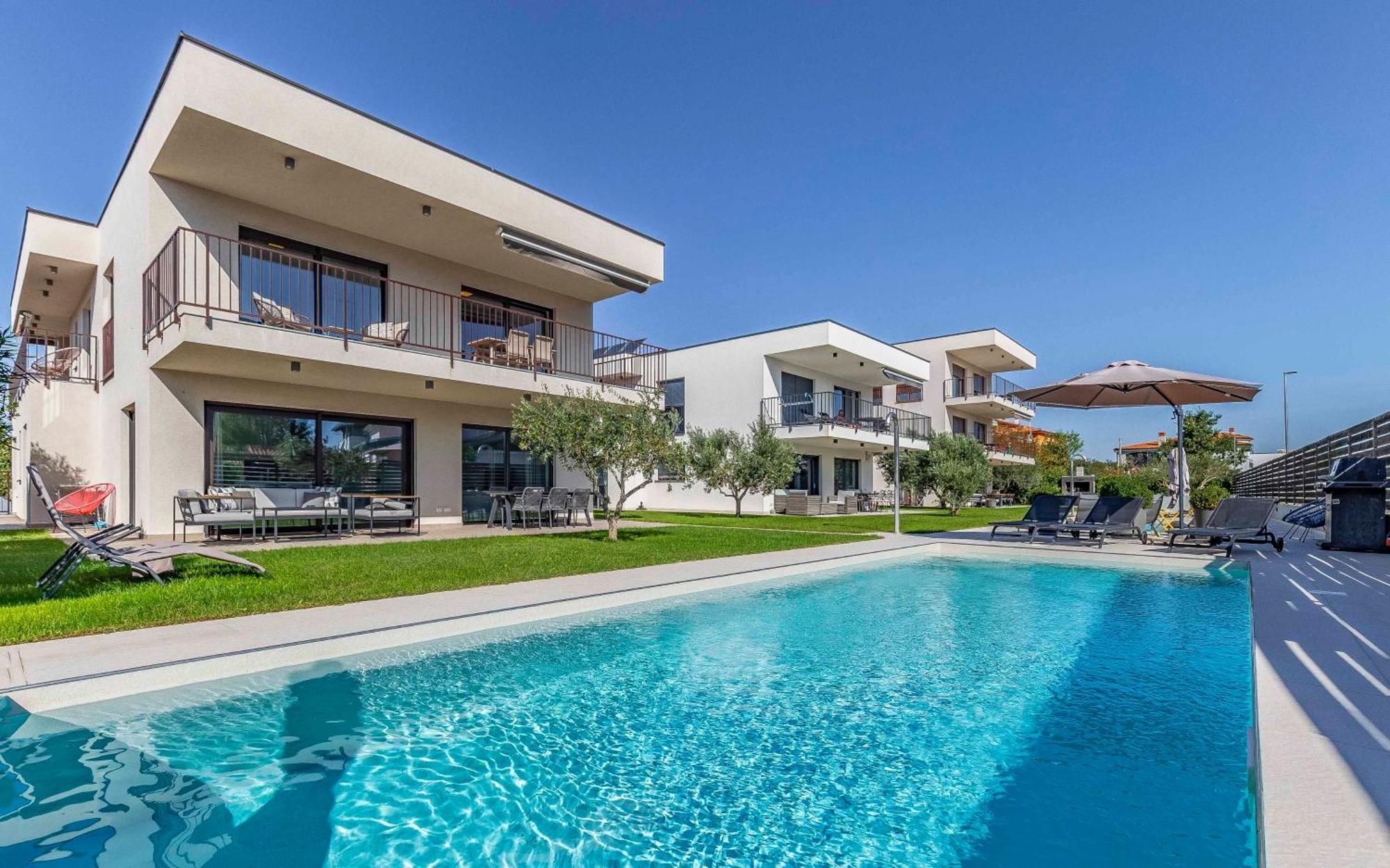 Ap Caci Mit Pool - Istriensonne 0712-0737 Apartment Medulin Exterior photo